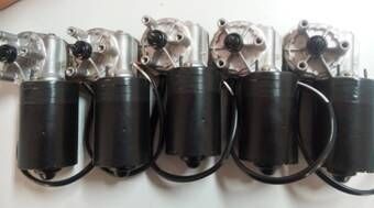 หนอนมินิแปรง 12VDC มอเตอร์เกียร์สำหรับการทำงานอัตโนมัติเครื่องจักรอุตสาหกรรม 30W