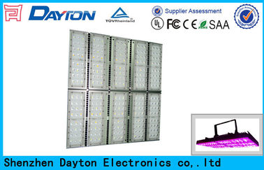 คลื่นเต็มรูปแบบที่มีประสิทธิภาพมากที่สุด LED เติบโตไฟ 600W นำกัญชาเติบโตไฟ